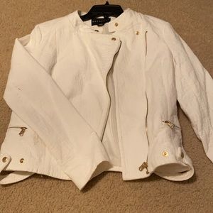 White coat/ blazer with shoulder pads